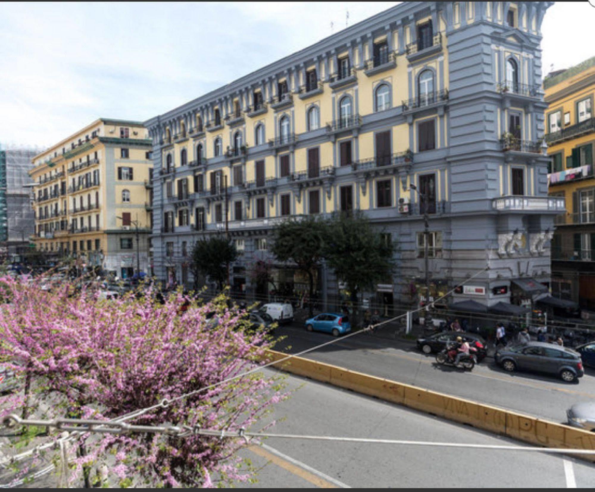 Napoli Suite Экстерьер фото